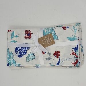New Sur la Table set of 4 Cloth Napkins
